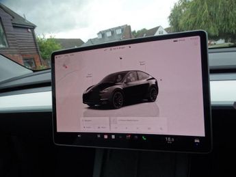 TESLA Model Y (Dual Motor) Performance Auto 4WDE 5dr