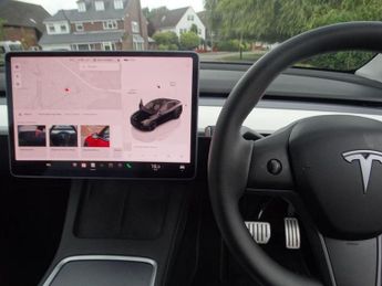 TESLA Model Y (Dual Motor) Performance Auto 4WDE 5dr