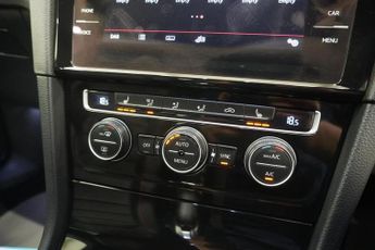 Volkswagen Golf 2.0 TSI GPF GTI Performance Hatchback 5dr Petrol DSG | Sat-Nav |