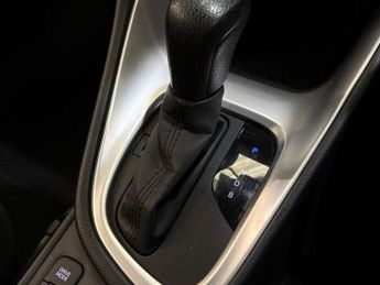 Toyota YARIS 1.5 Hybrid Icon 5dr CVT