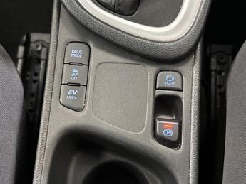 Toyota YARIS 1.5 Hybrid Icon 5dr CVT