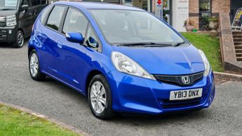 Honda Jazz 1.4 i-VTEC ES Hatchback 5dr Petrol **AUTOMATIC, 7 SERVICES, DRIV