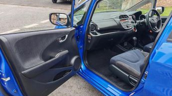Honda Jazz 1.4 i-VTEC ES Hatchback 5dr Petrol **AUTOMATIC, 7 SERVICES, DRIV