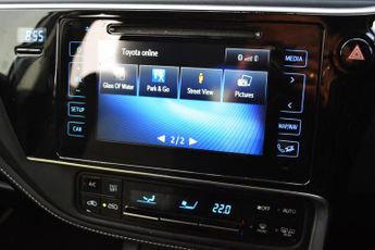 Toyota Auris 1.8 VVT-h Design Hatchback 5dr Petrol Hybrid CVT Euro 6 (s/s) (1