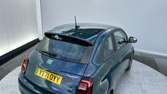 Fiat 500e 42kWh Icon Hatchback 3dr Electric Auto (118 ps)