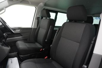 Volkswagen Transporter 2.0 TDI T30 Highline Kombi Double Cab 5dr Diesel DSG FWD SWB | M