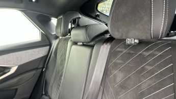 Peugeot E-3008 73kWh GT SUV 5dr Electric Auto (210 ps)