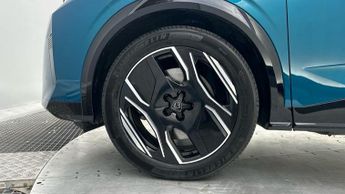 Peugeot E-3008 73kWh GT SUV 5dr Electric Auto (210 ps)