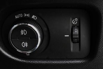 Vauxhall Mokka Electric 50kWh Ultimate SUV 5dr Electric Auto (136 ps)