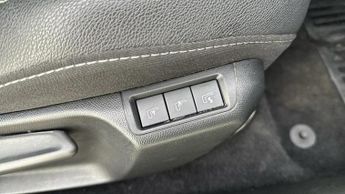 Vauxhall Mokka Electric 50kWh Ultimate SUV 5dr Electric Auto (136 ps)