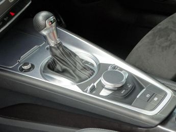 Audi TT 2.0 TFSI 40 Black Edition S Tronic Euro 6 (s/s) 3dr