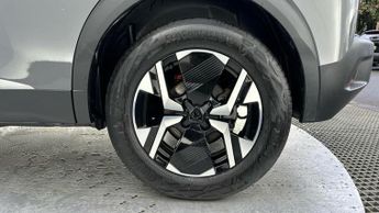 Peugeot E-2008 50kWh GT SUV 5dr Electric Auto (7kW Charger) (136 ps)