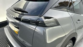Peugeot E-2008 50kWh GT SUV 5dr Electric Auto (7kW Charger) (136 ps)
