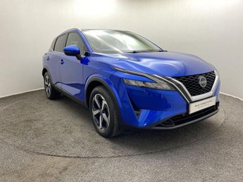 Nissan Qashqai 1.3 DiG-T MH 158 N-Connecta [Glass Roof] 5dr