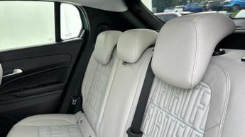 Fiat 600e 54kWh La Prima SUV 5dr Electric Auto (156 ps)