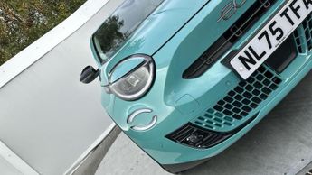 Fiat 600e 54kWh La Prima SUV 5dr Electric Auto (156 ps)