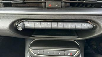 Fiat 600e 54kWh La Prima SUV 5dr Electric Auto (156 ps)