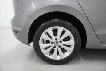 Volkswagen Golf SV 2.0 TDI BlueMotion Tech SE MPV 5dr Diesel DSG | Full Service His