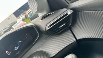 Peugeot 208 1.2 HYBRID Allure Hatchback 5dr Petrol Hybrid e-DSC6 Euro 6 (s/s