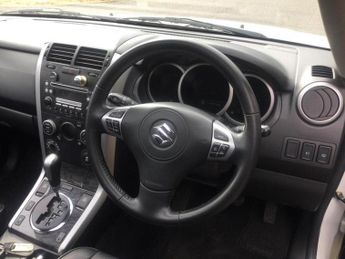 Suzuki Grand Vitara 2.4 VVT SZ5 Auto 4WD Euro 5 5dr