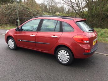 Renault Clio 1.6 VVT Expression Sport Tourer 5dr