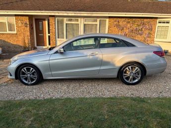 Mercedes-Benz E Class 2.1 E220 CDI SE G-Tronic+ Euro 5 (s/s) 2dr