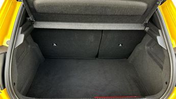 Peugeot E-208 50kWh GT Premium Hatchback 5dr Electric Auto (136 ps)