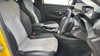 Peugeot E-208 50kWh GT Premium Hatchback 5dr Electric Auto (136 ps)