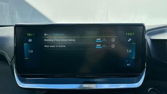 Peugeot E-2008 50kWh GT SUV 5dr Electric Auto (136 ps)