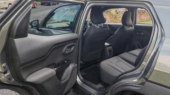 Suzuki e Vitara 61kWh Motion SUV 5dr Electric Auto (174 ps)** LATEST MODEL, FULL