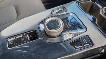 Suzuki e Vitara 61kWh Motion SUV 5dr Electric Auto (174 ps)