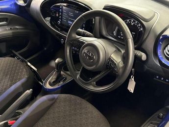 Toyota AYGO X 1.0 VVT-i Edge 5dr Auto