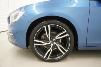 Volvo V60 2.0 D3 R-Design Lux Nav Estate 5dr Diesel Auto Euro 6 (s/s) (150
