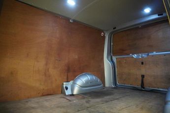 Volkswagen Transporter 2.0 TDI T28 Highline Panel Van 5dr Diesel DSG FWD SWB Euro 6 (s/