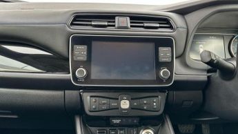 Nissan Leaf 39kWh Tekna Hatchback 5dr Electric Auto (150 ps)