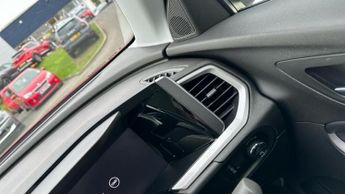 Vauxhall Grandland 1.2 Turbo Ultimate SUV 5dr Petrol Auto Euro 6 (s/s) (130 ps)