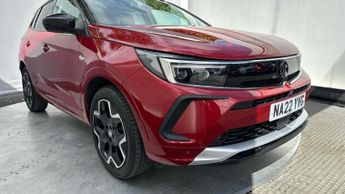 Vauxhall Grandland 1.2 Turbo Ultimate SUV 5dr Petrol Auto Euro 6 (s/s) (130 ps)