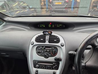 Citroen Xsara Picasso 1.6 HDi 92 VTX 5dr