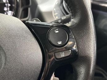 Toyota AYGO 1.0 VVT-i X-Trend TSS 5dr x-shift