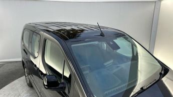 Peugeot e-Rifter 52kWh Allure Long MPV 5dr Electric Auto (7.4kW Charger) (136 ps)