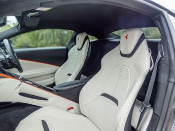 Ferrari Roma 3.8T V8 F1 DCT Euro 6 (s/s) 2dr