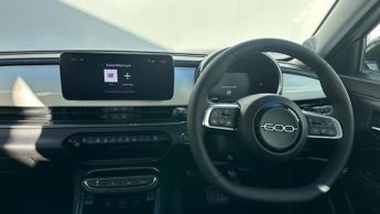 Fiat 600 1.2 MHEV SUV 5dr Petrol Hybrid e-DCT Euro 6 (s/s) (100 ps)