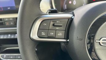 Fiat 600 1.2 MHEV SUV 5dr Petrol Hybrid e-DCT Euro 6 (s/s) (100 ps)