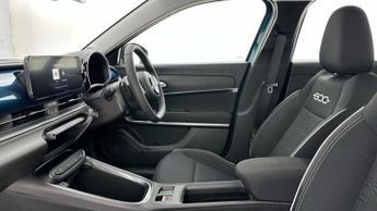 Fiat 600 1.2 MHEV SUV 5dr Petrol Hybrid e-DCT Euro 6 (s/s) (100 ps)