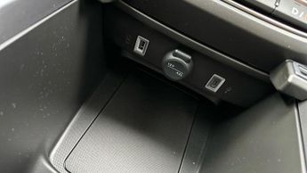 Fiat 600 1.2 MHEV SUV 5dr Petrol Hybrid e-DCT Euro 6 (s/s) (100 ps)