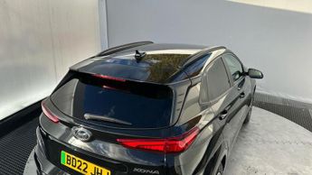 Hyundai KONA 64kWh Premium SUV 5dr Electric Auto (10.5kW Charger) (204 ps)