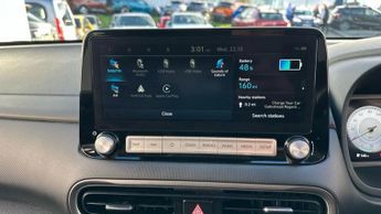 Hyundai KONA 64kWh Premium SUV 5dr Electric Auto (10.5kW Charger) (204 ps)