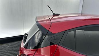 Hyundai i10 1.2 Premium Hatchback 5dr Petrol Auto Euro 6 (s/s) (84 ps)