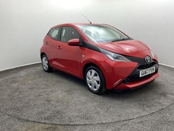 Toyota AYGO 1.0 VVT-i X-Play 5dr x-shift