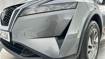 Nissan Qashqai 1.3 DIG-T MHEV Acenta Premium SUV 5dr Petrol Hybrid XTRON Euro 6